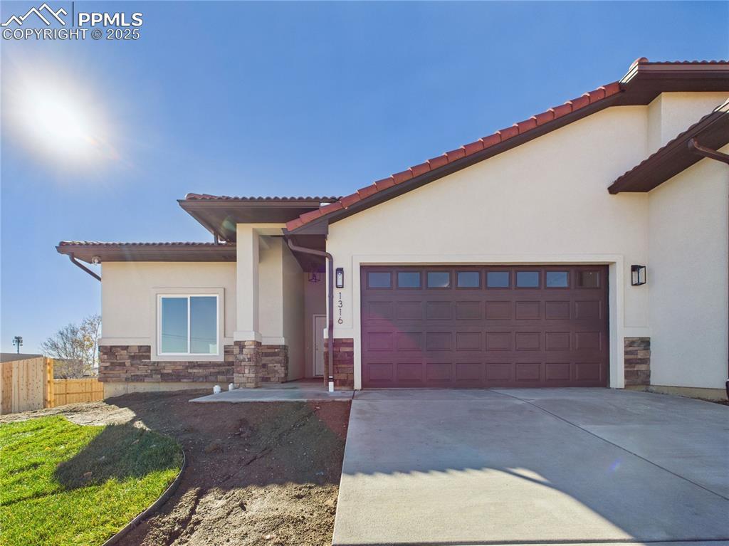 1316 Tierra Berienda, Pueblo, CO 81008