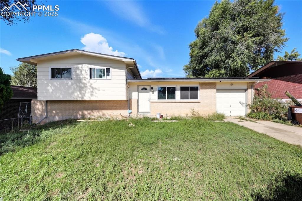 128 Ithaca St., Colorado Springs, CO 80911