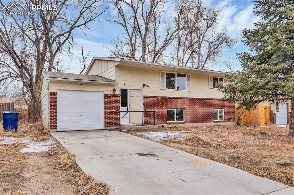 4565 N Anjelina Cir., Colorado Springs, CO 80916