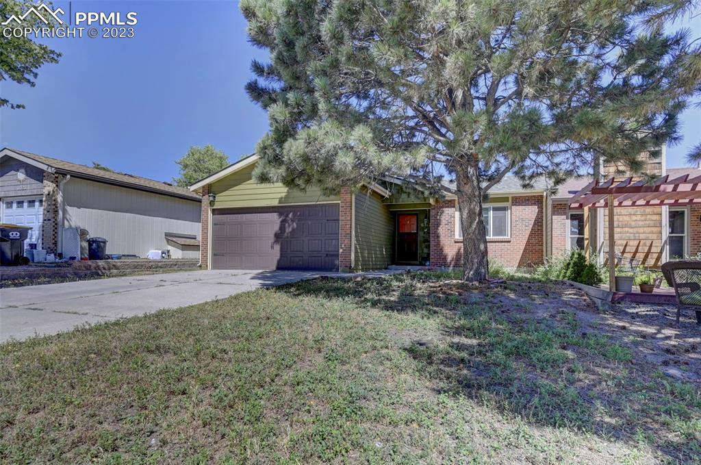 6317 Gunshot Pass Dr., Colorado Springs, CO 80917