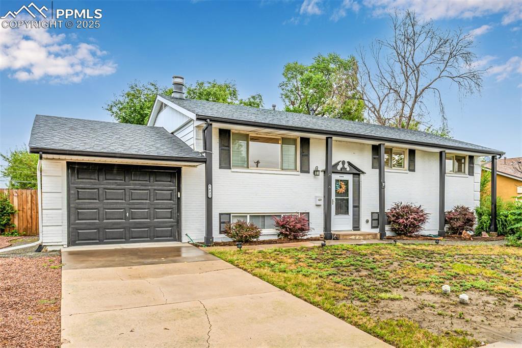 1622 Rushmore Dr., Colorado Springs, CO 80910