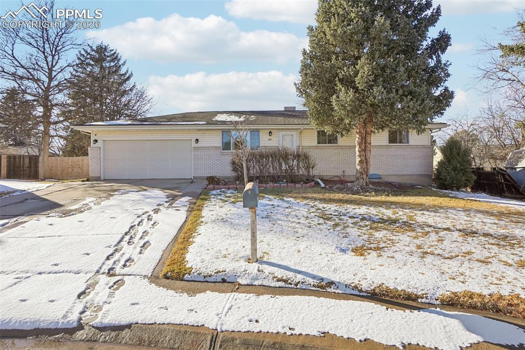351 S Peoria Cir., Aurora, CO 80012