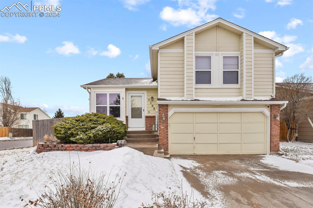 5295 Paradox Dr., Colorado Springs, CO 80923