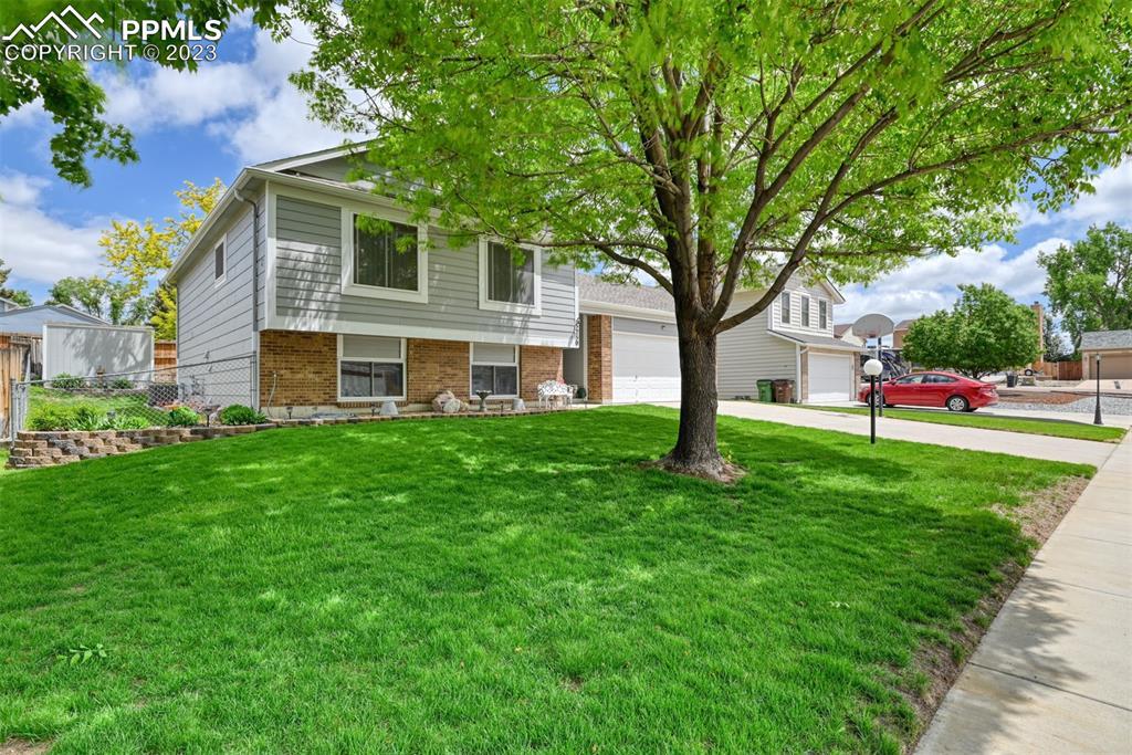 5250 Quill Dr., Colorado Springs, CO 80911