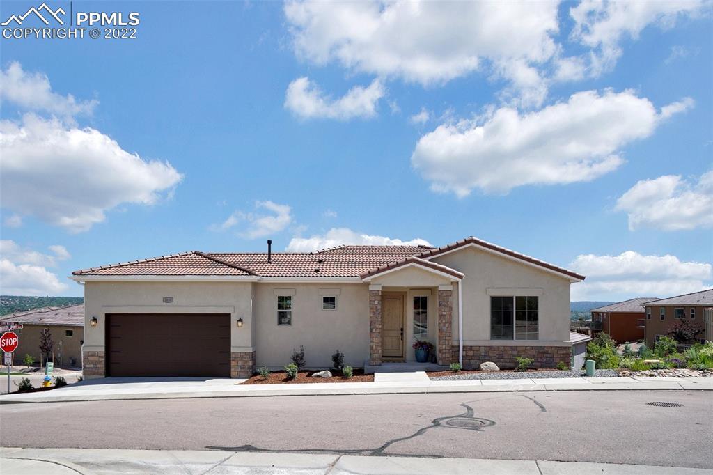 2098 Lone Willow View, Colorado Springs, CO 80904