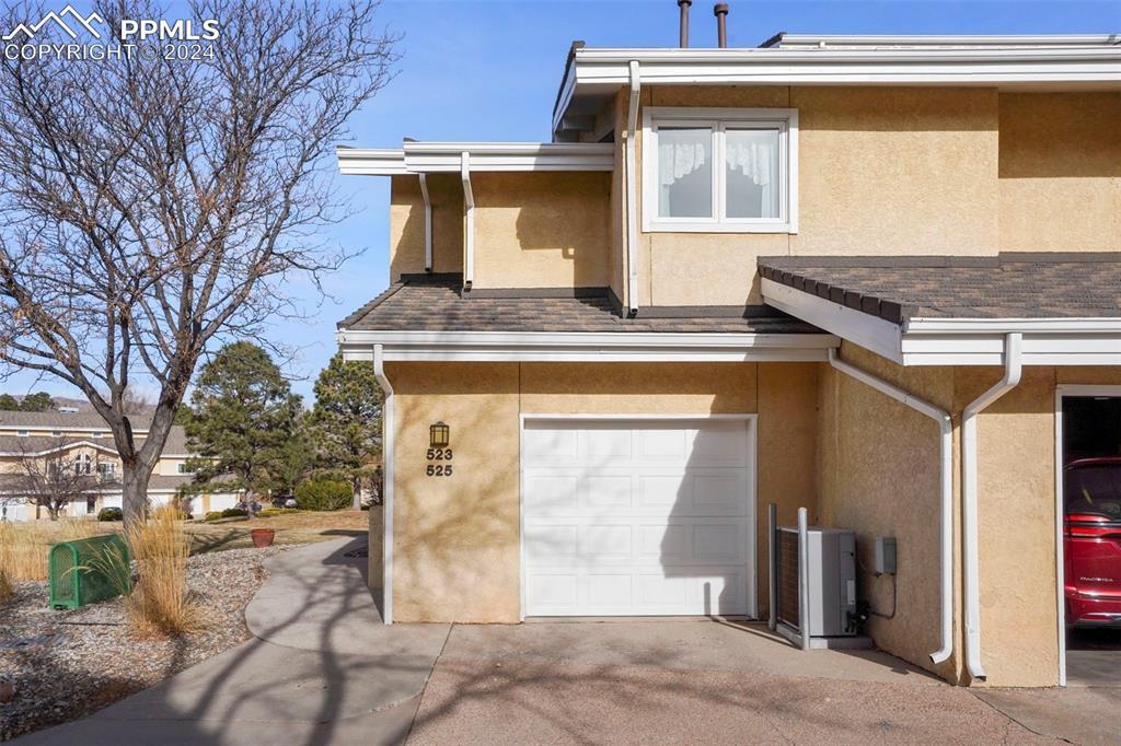 523 Observatory Dr., Colorado Springs, CO 80904