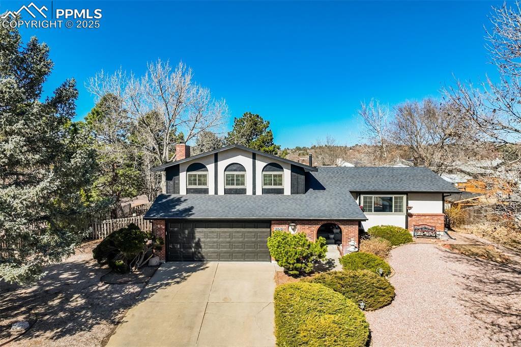 2010 Crystal River Dr., Colorado Springs, CO 80915