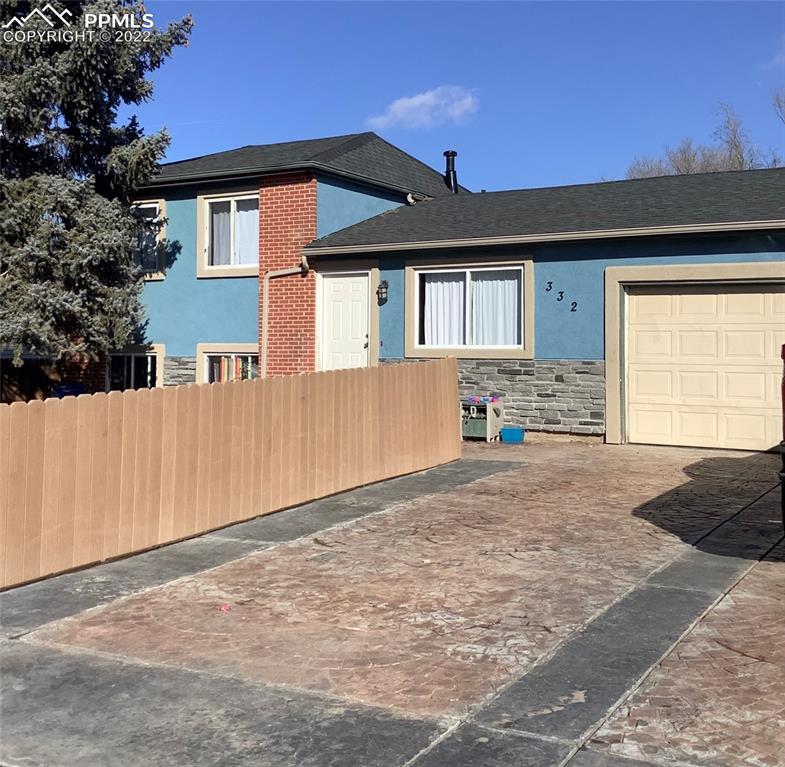 332 Longfellow Dr., Colorado Springs, CO 80910