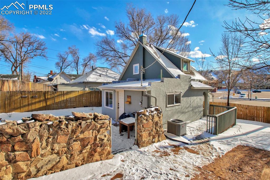 3127 W Pikes Peak Ave., Colorado Springs, CO 80904