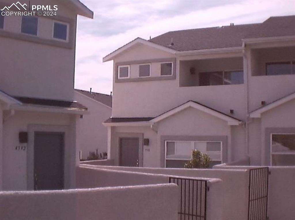 998 Mountain Crest View, Colorado Springs, CO 80906