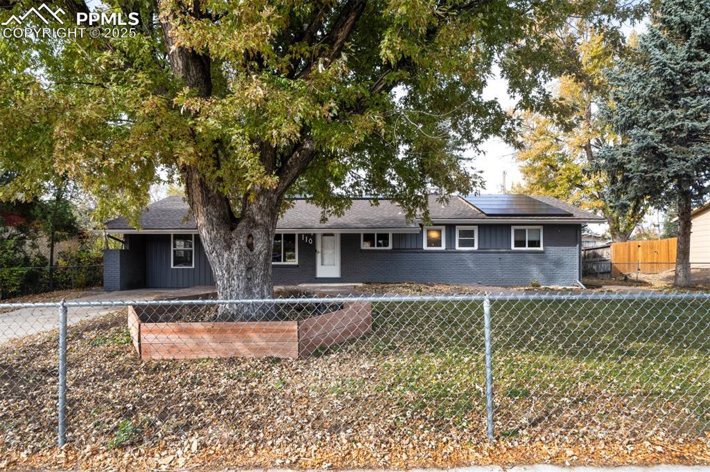 110 Dartmouth St., Colorado Springs, CO 80911