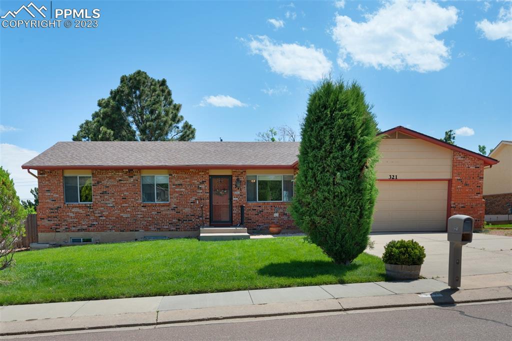 321 Catalina Dr., Colorado Springs, CO 80906