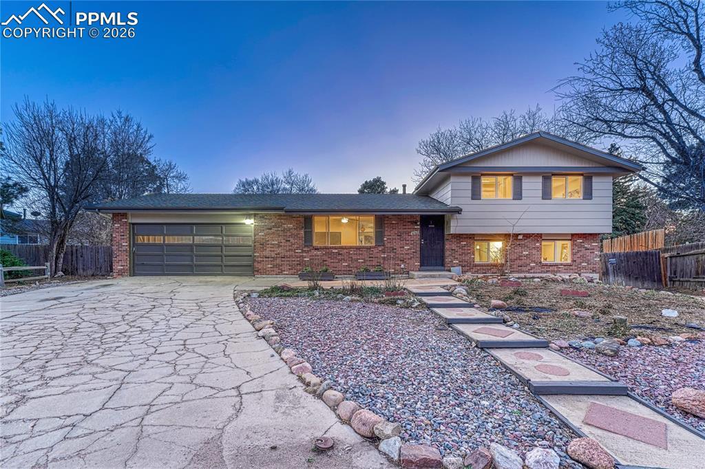 4169 Hollow Rd., Colorado Springs, CO 80917
