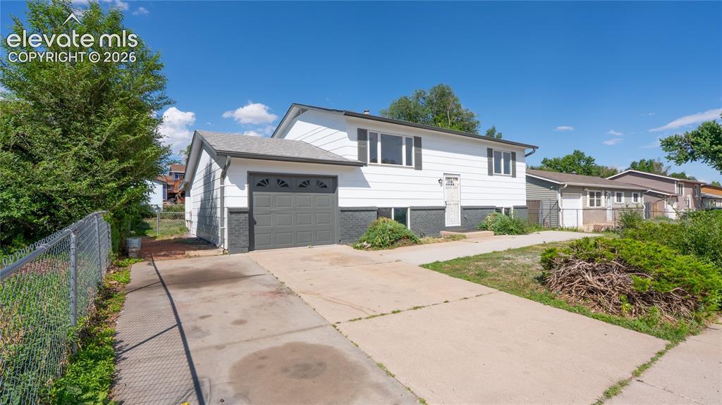 2519 Monterey Rd., Colorado Springs, CO 80910
