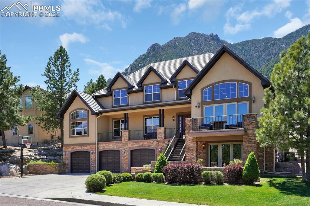 374 Irvington Ct., Colorado Springs, CO 80906