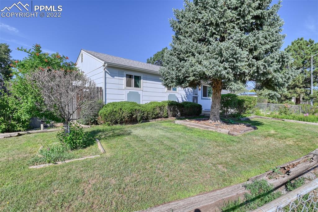 2009 S El Paso Ave., Colorado Springs, CO 80905