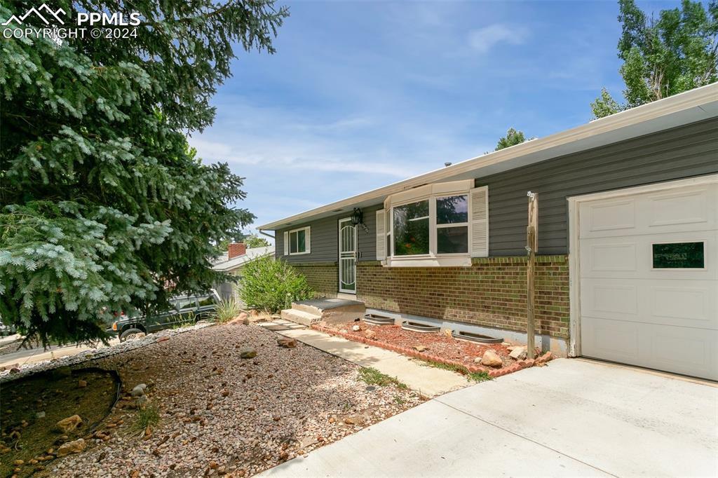 4830 N Splendid Cir., Colorado Springs, CO 80917