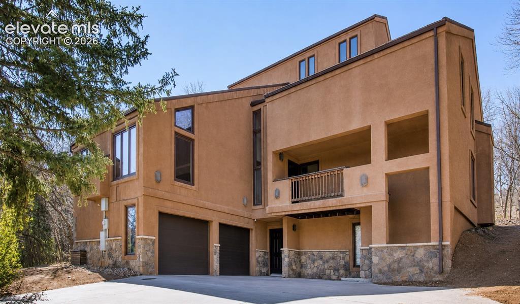 711 S Bear Paw Ln., Colorado Springs, CO 80906