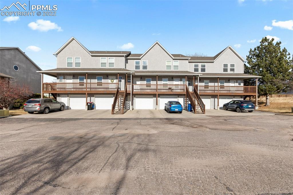 957 Brant Hollow Ct., Colorado Springs, CO 80916