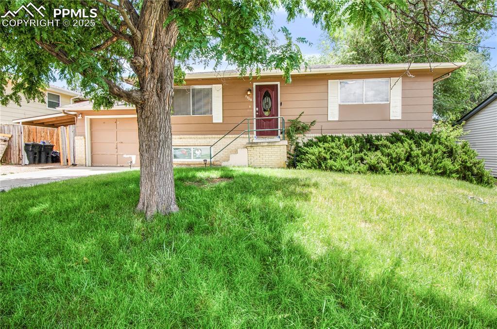 2909 Del Mar Cir., Colorado Springs, CO 80910