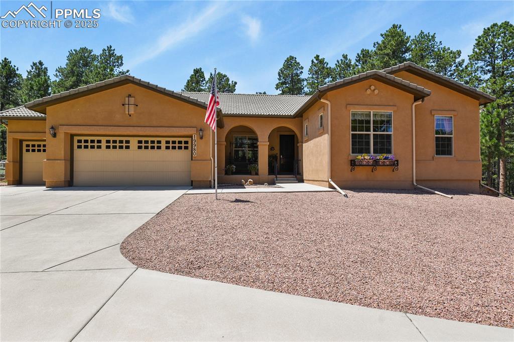 19980 Elk Creek Dr., Colorado Springs, CO 80908