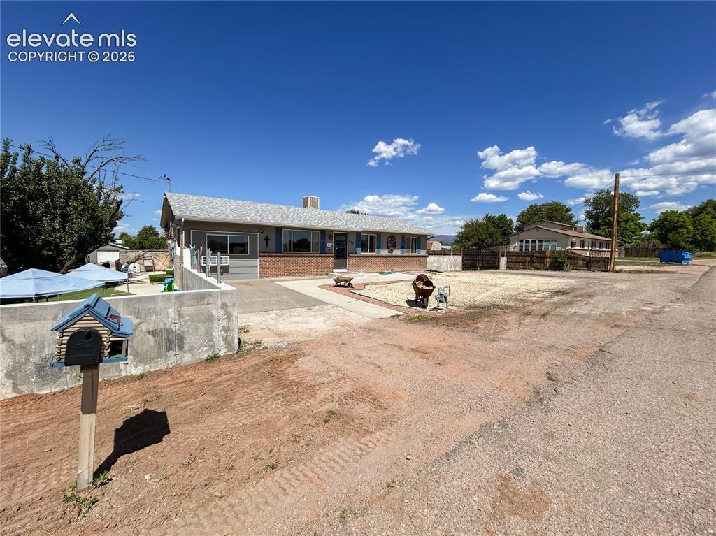 373 G St., Penrose, CO 81240
