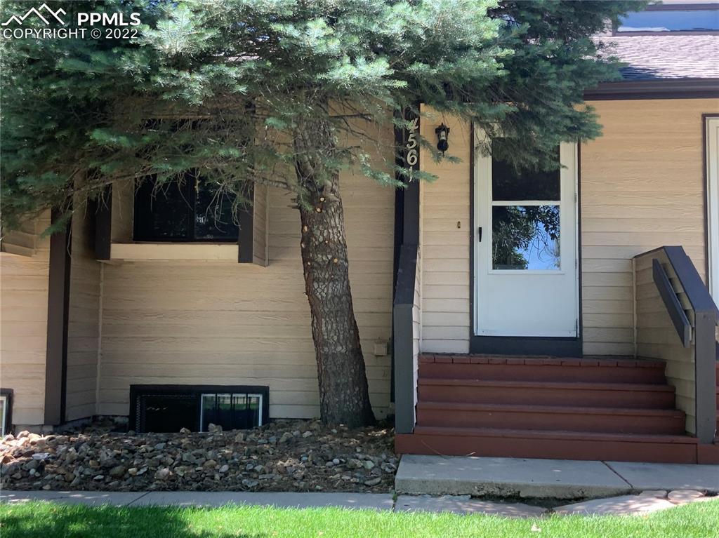 4561 Lamplighter Cir., Colorado Springs, CO 80916