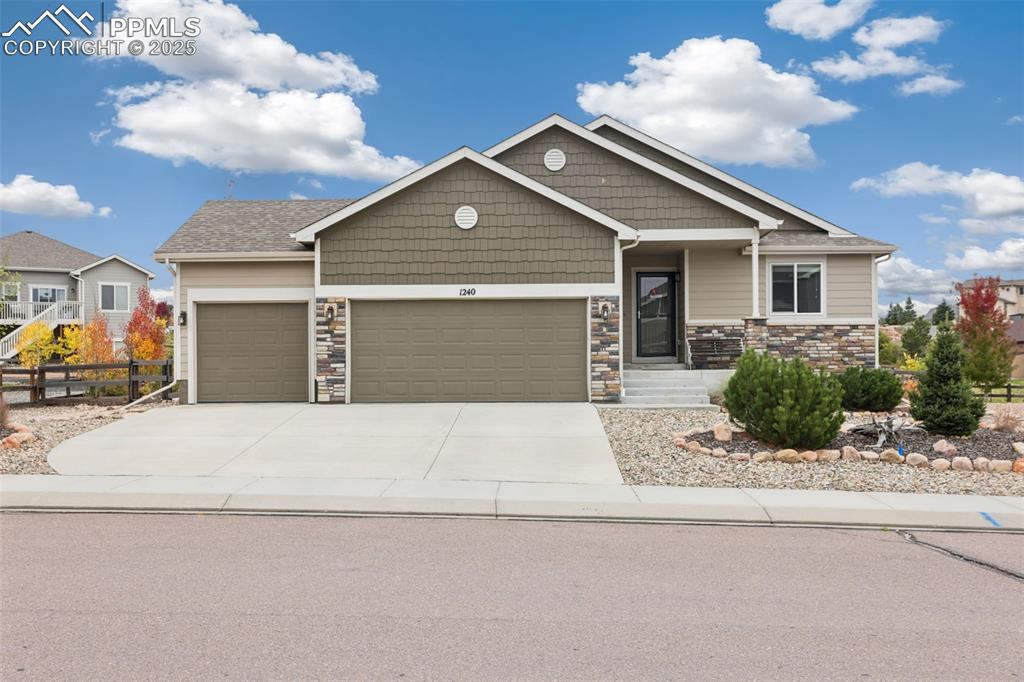 1240 Night Blue Cir., Monument, CO 80132