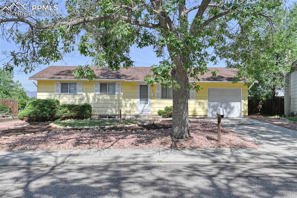 4626 Scenic Cir., Colorado Springs, CO 80917