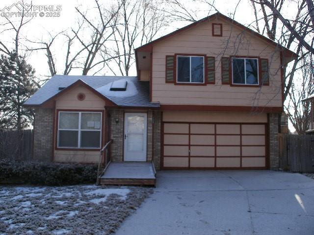 285 Wallace St., Colorado Springs, CO 80911