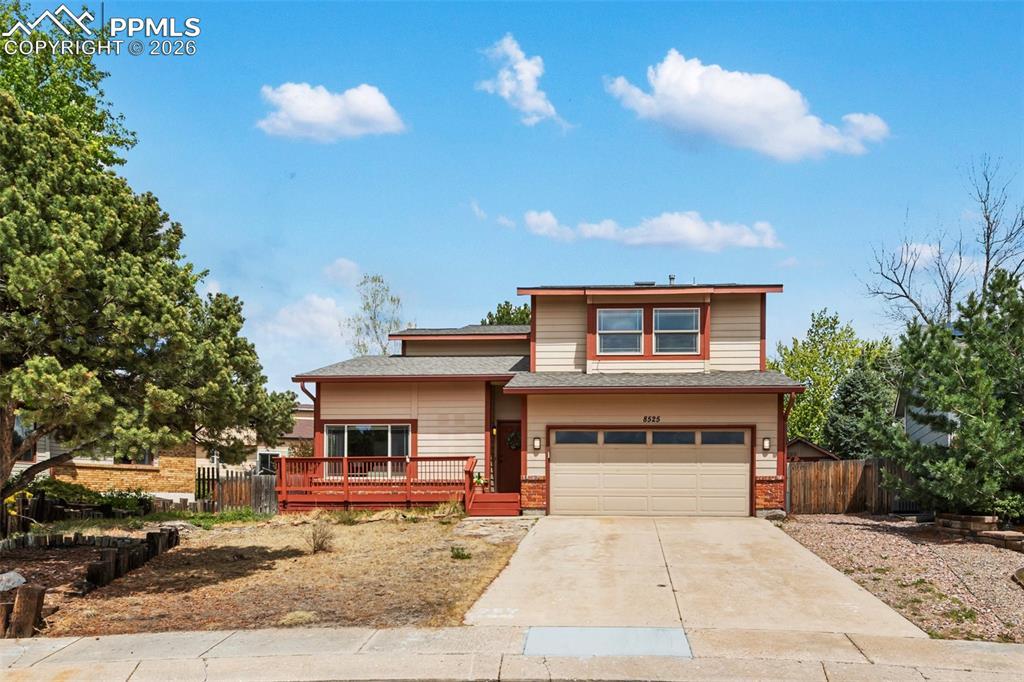 8525 Smoky Falls Ct., Colorado Springs, CO 80920