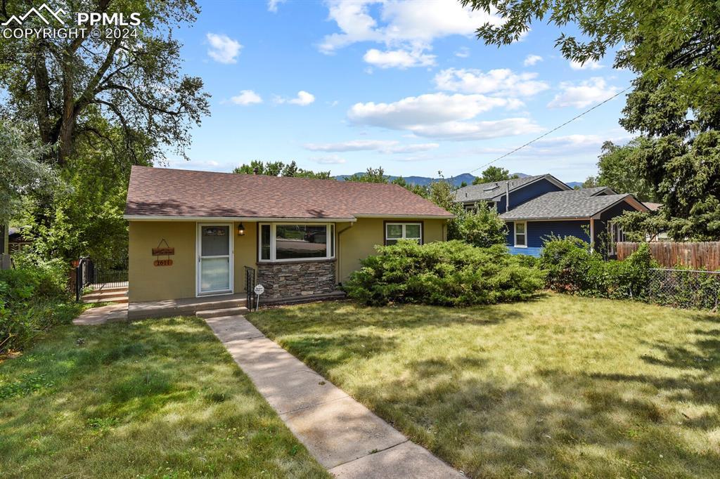 1611 W Boulder St., Colorado Springs, CO 80904
