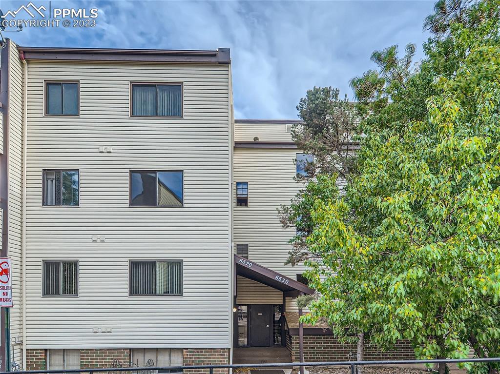 6520 Delmonico Dr. #301, Colorado Springs, CO 80919