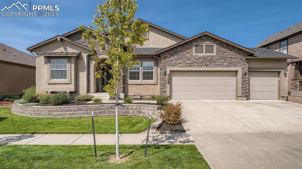 1118 Spectrum Loop, Colorado Springs, CO 80921