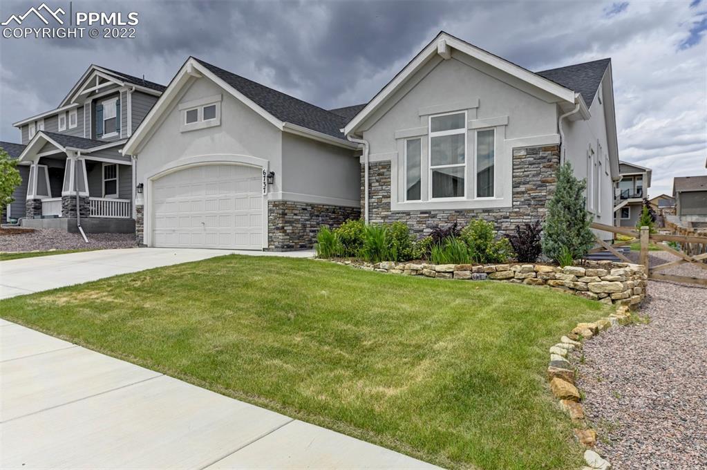 6737 Sedgerock Ln., Colorado Springs, CO 80927