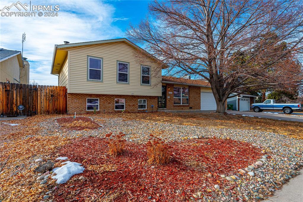 6658 E Gambol Quail Dr., Colorado Springs, CO 80918