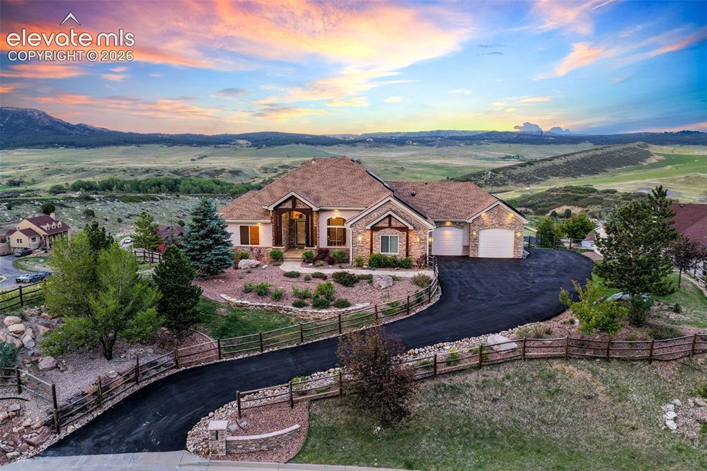 5441 Country Club Dr., Larkspur, CO 80118