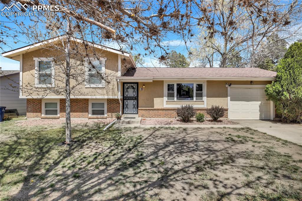 4230 Hollow Rd., Colorado Springs, CO 80917