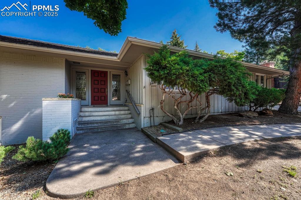 2042 Devon St., Colorado Springs, CO 80909