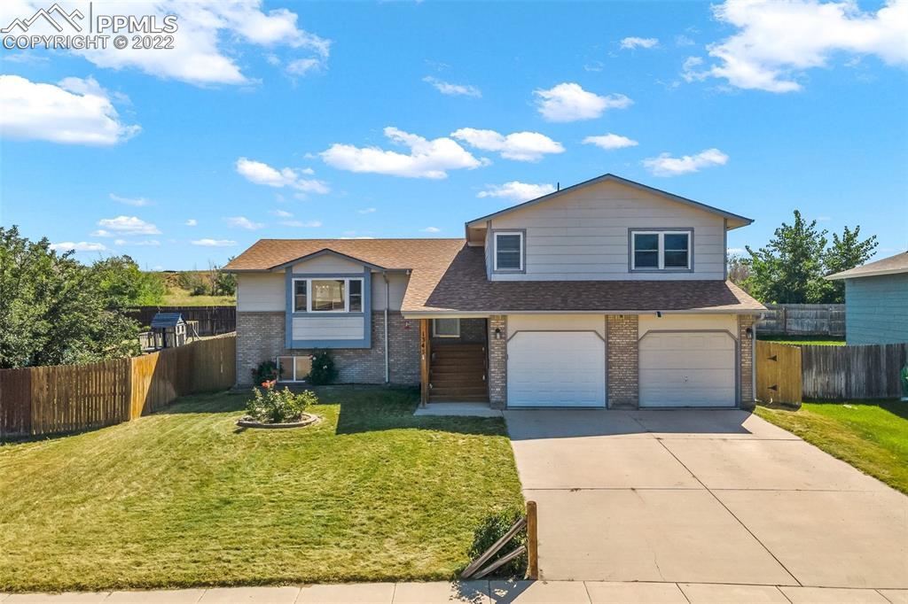 1345 Marsh Hawk Dr., Colorado Springs, CO 80911