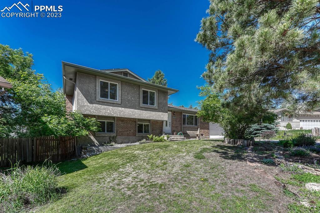 3473 Amador Cir., Colorado Springs, CO 80918