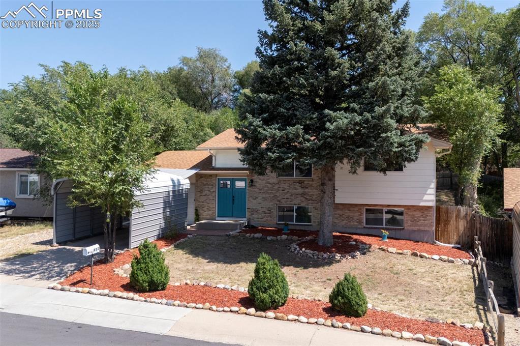 652 Squire St., Colorado Springs, CO 80911