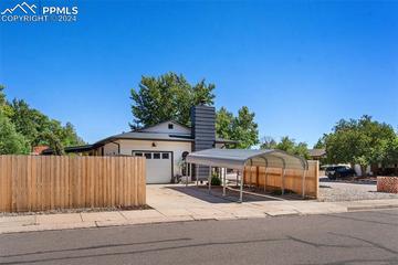 4718 Woodbury Dr., Colorado Springs, CO 80915
