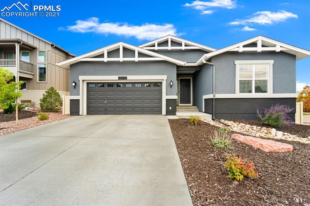 6988 Cumbre Vista Way, Colorado Springs, CO 80924