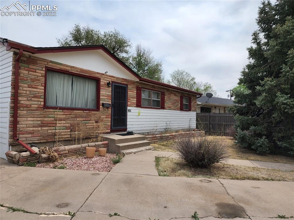 801 Fountain Ct., Colorado Springs, CO 80910