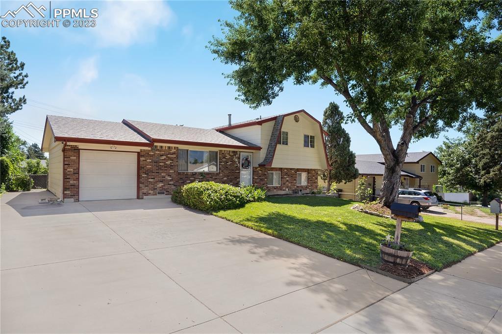 1945 Kodiak Dr., Colorado Springs, CO 80910