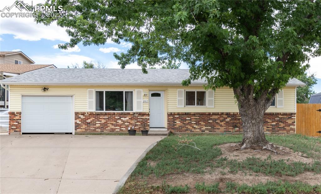 2417 Granada Cir., Colorado Springs, CO 80910