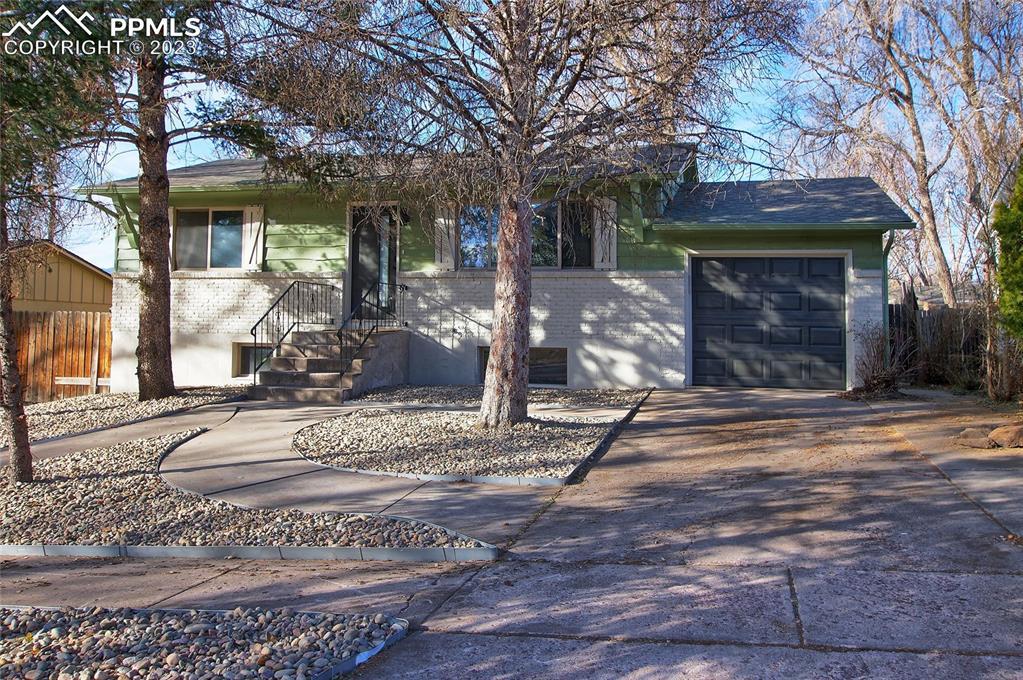 942 Bowser Dr., Colorado Springs, CO 80909