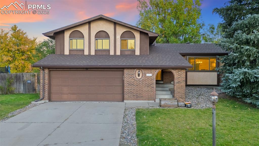 2095 Seven Arrow Dr., Colorado Springs, CO 80915
