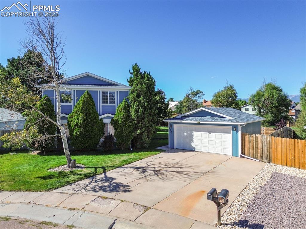2760 Frazier Ln., Colorado Springs, CO 80922